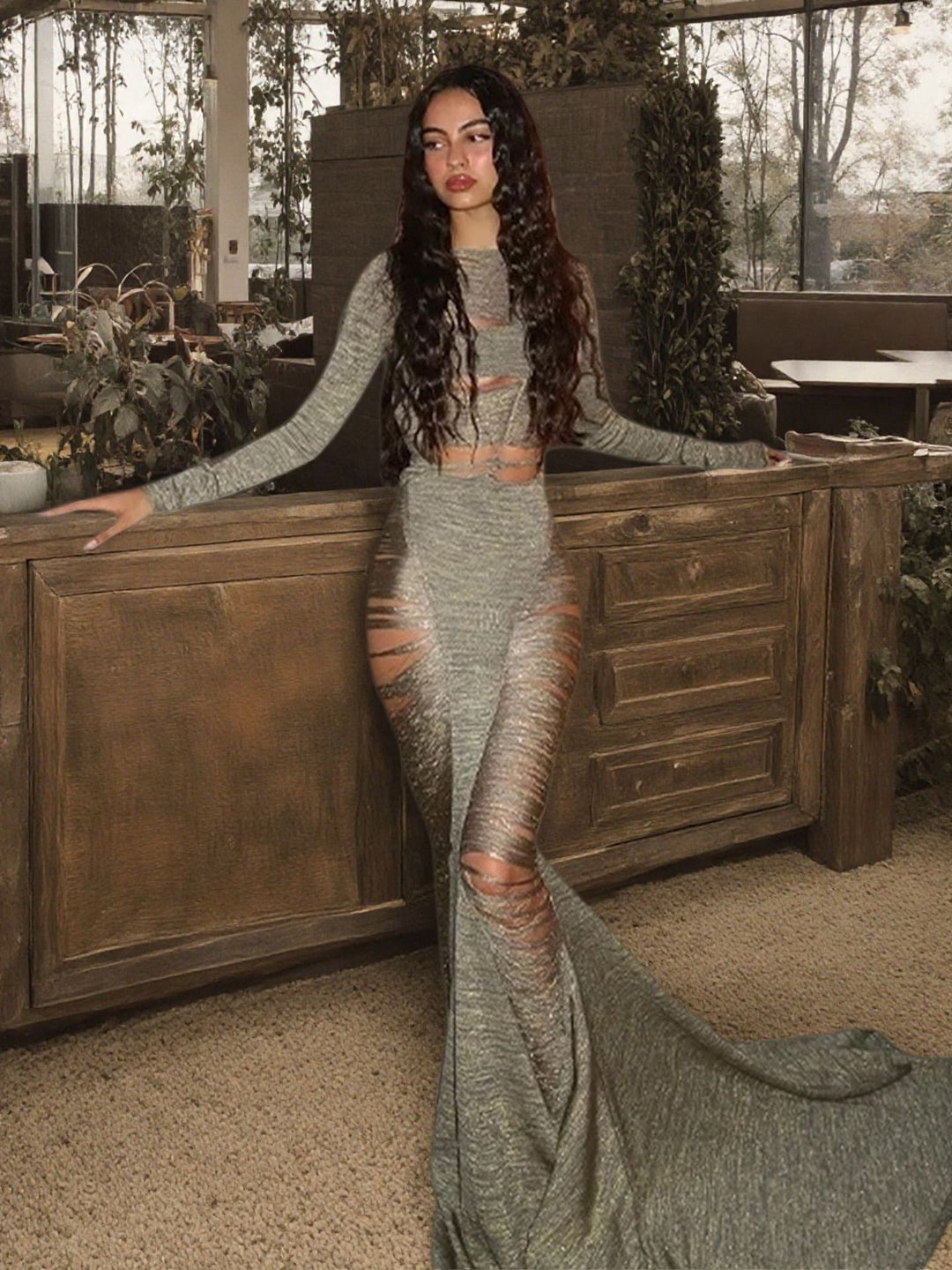 Damen Cut-Out Abendkleid mit langen Ärmeln und schwingendem Saum EB