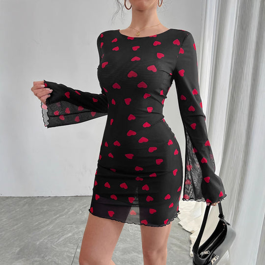 Damen nan figurbetontes Mini-Kleid aus feinem Netzstoff mit Herzmuster und Trompetenärmeln EB