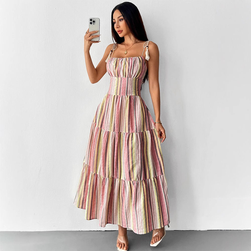 Damen Maxikleid mit maritimem Streifenmuster und raffinierten Trägerdetails EB