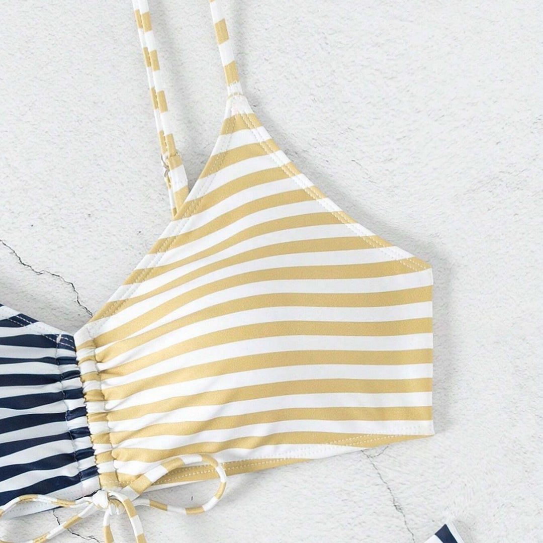 Damen Triangel-Bikini mit raffiniertem Knoten und modischem Streifenmuster EB
