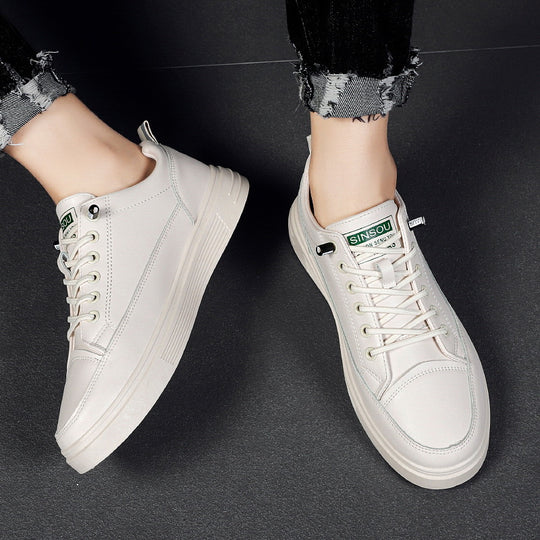 Damen Sportliche Sneaker aus hochwertigem Kunstleder mit atmungsaktiver Sohle EB
