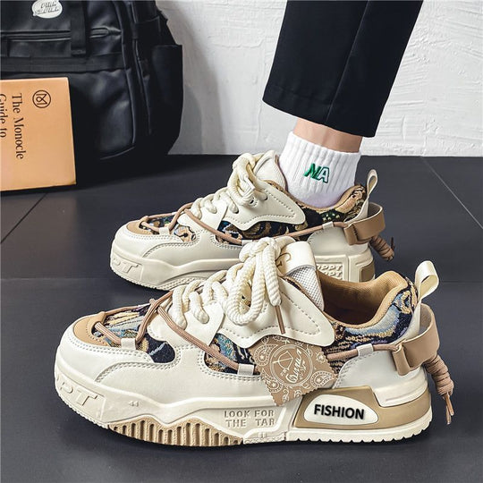 Damen Chunky Sneakers mit einzigartigem Obermaterial und dynamischem Design EB