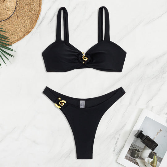 Damen Bikini mit eleganten Gold-Details EB