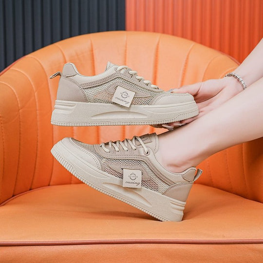 Damen Sneakers mit atmungsaktiver Mesh-Oberfläche und rutschfester Profilsohle EB
