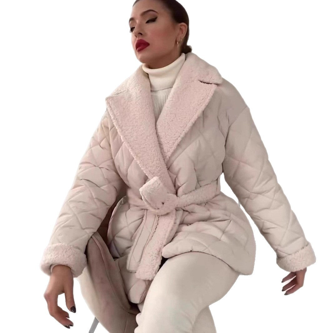 Damen gesteppte Teddyjacke mit Gürtel EB