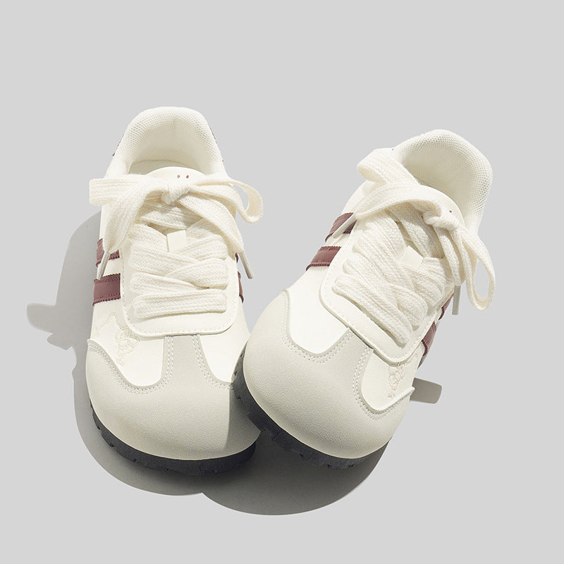 Damen Trendige Sneakers mit verspieltem Hello Kitty Motiv und rutschfester Sohle EB