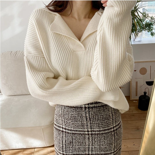 Damen lässiger Feinstrickpullover mit weichem Kragen und Rippstruktur EB
