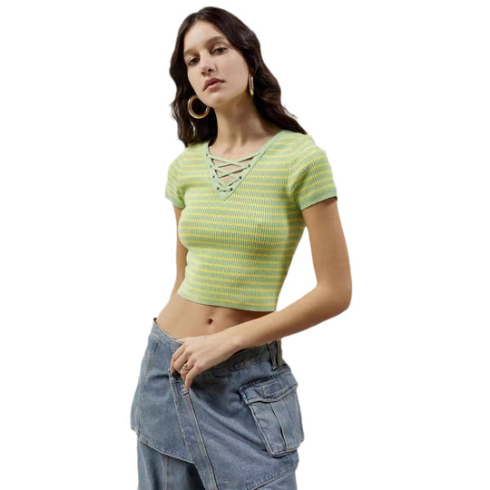 Damen figurbetontes Crop-Top mit Schnürdetails EB