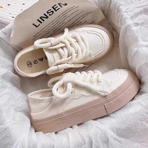 Damen Sportliche Sneakers im minimalistischen Design mit komfortabler Gummisohle EB
