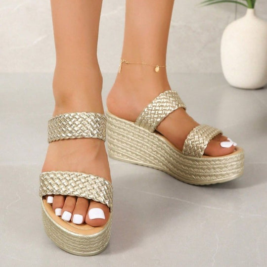 Damen Riemchen-Plateausandalen mit geflochtenem Design und eleganter Süßwasserperlen-Applikation EB