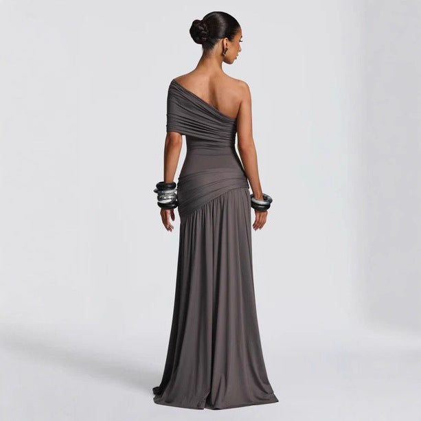 Damen Exquisites Abendkleid im asymmetrischen Design mit hohem Schlitz EB