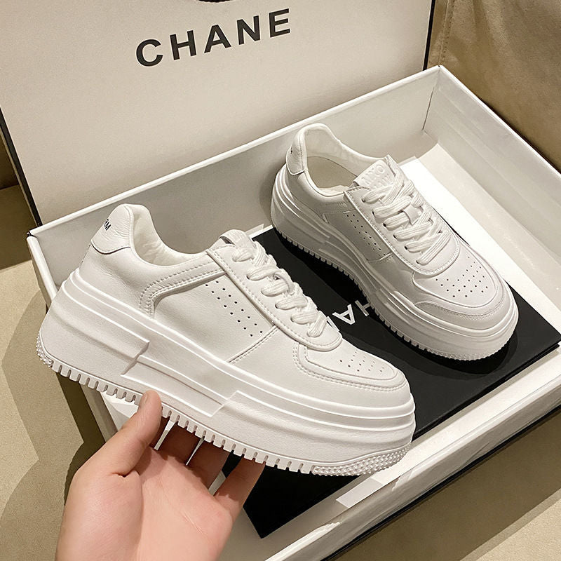 Damen Plateausneaker mit trendigem Design und optimalem Tragekomfort EB