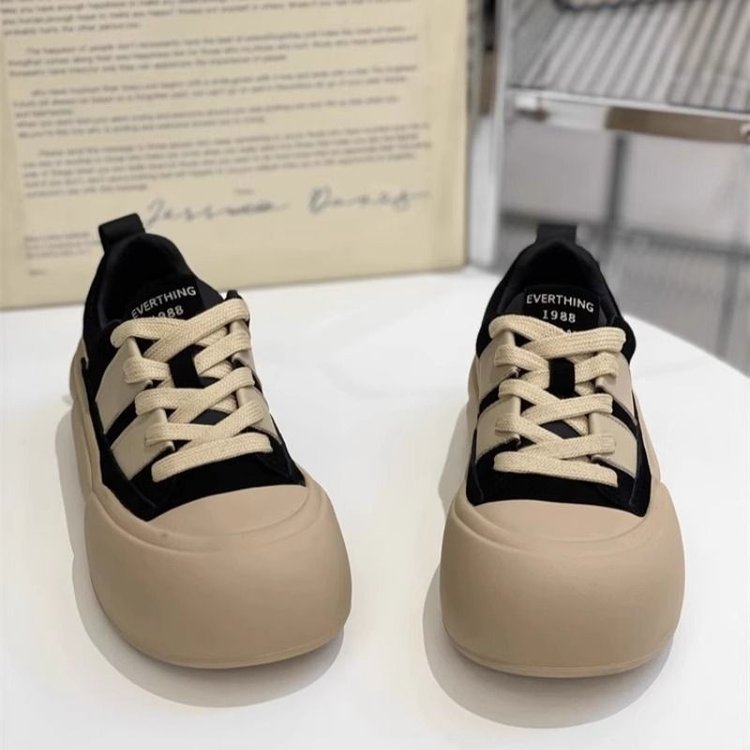 Damen Sneaker mit hoher Profilsohle und atmungsaktiver Obermaterialstruktur EB
