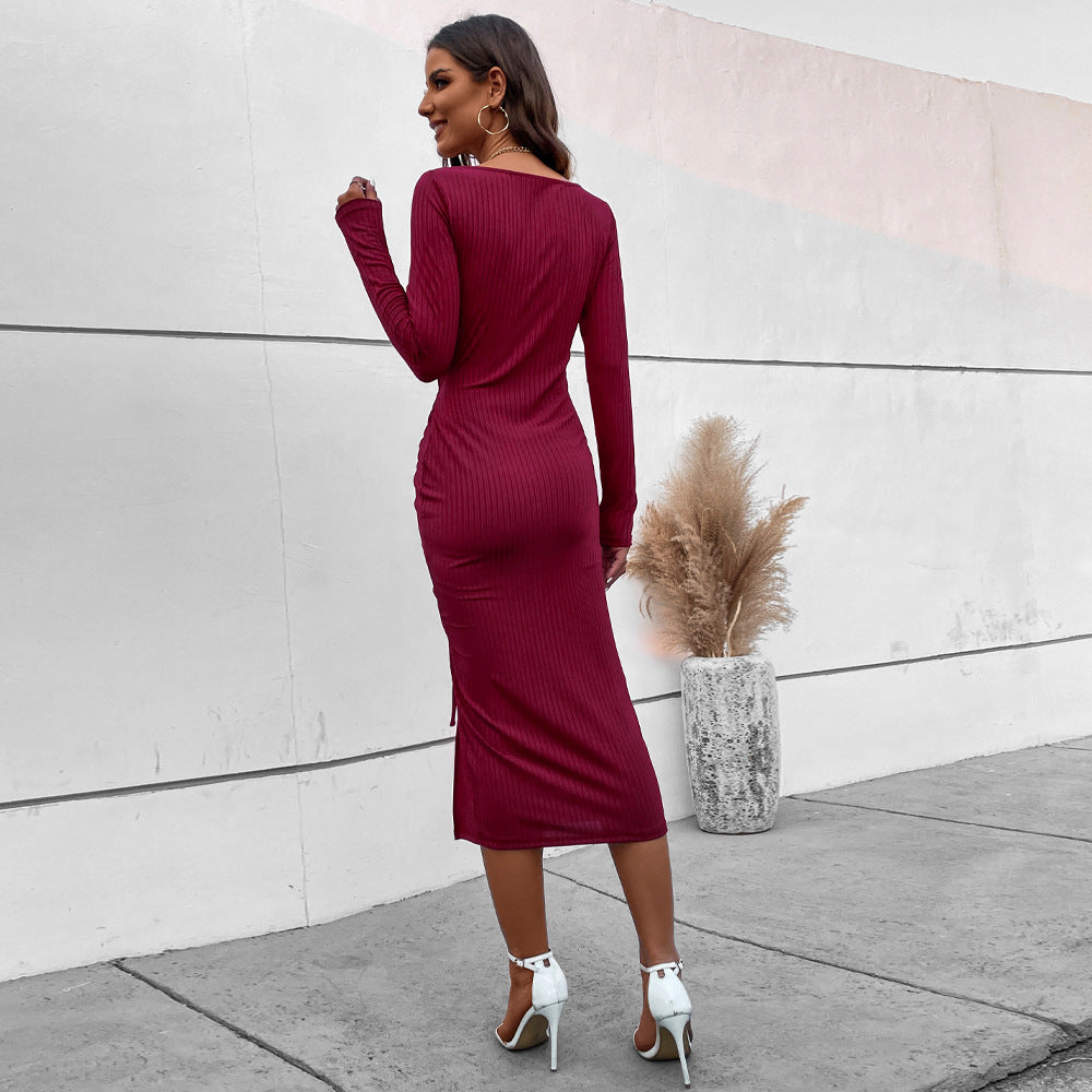 Damen gerafftes Midikleid mit quadratischem Ausschnitt, Knopfleiste und seitlicher Tunnelzug-Schnürung Eichborn Berlin