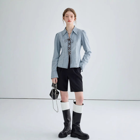 Damen Denim-Bluse mit historischem Schnürdetail und lässiger Passform EB