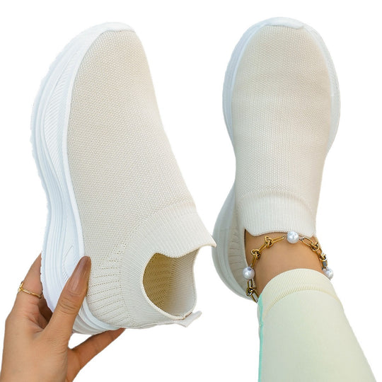 Damen sportliche Slip-On Sneakers mit atmungsaktivem Obermaterial und dämpfender Sohle EB