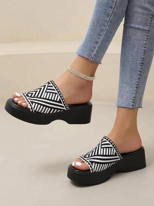 Damen Komfortable Wedge-Pantoletten mit breitem Riemendesign und anatomischem Fußbett EB