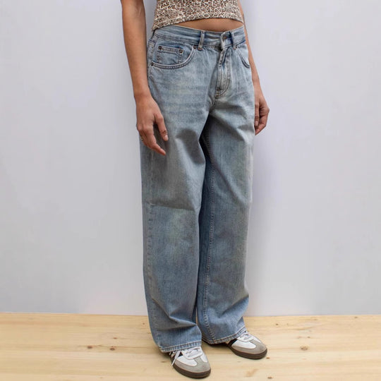 Damen Weite High-Waist Jeans im Used-Look