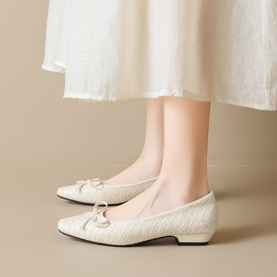 Damen Ballerinas mit hochwertigem geflochtenem Design und zartem Schleifendetail EB