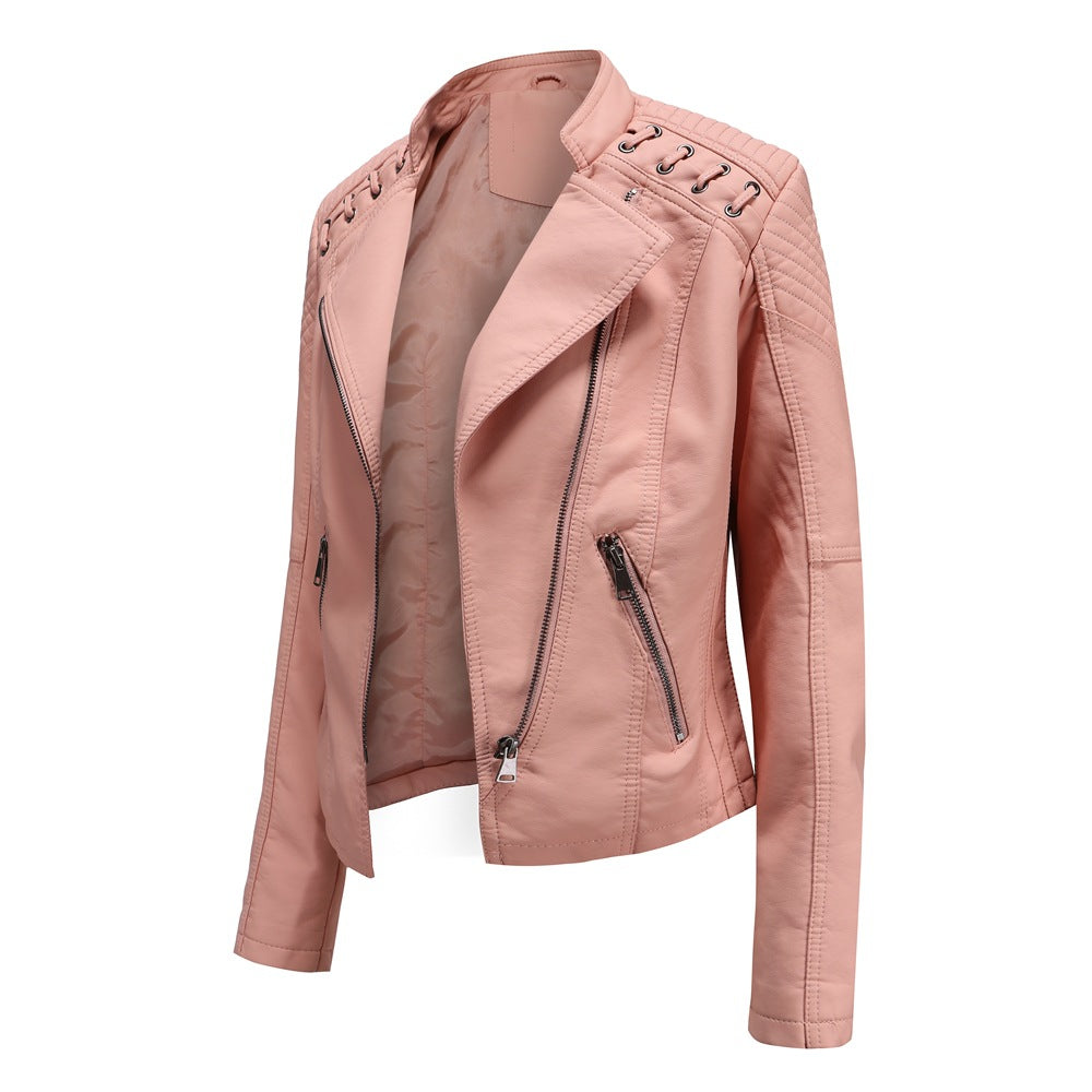 Damen nan taillierte Kunstleder-Bikerjacke mit gesteppter Schulterpartie, asymmetrischem Reißverschluss und Zierösen EB