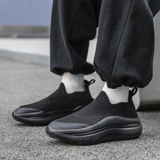 Damen Sportliche Slip-On Sneakers mit atmungsaktivem Strickoberteil und flexiblem Fußbett EB