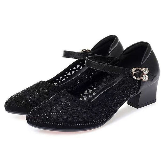 Damen elegante Pumps mit modischem Riemen und schimmernden Akzenten EB