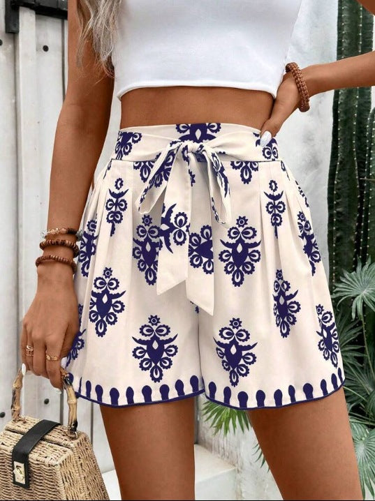 Damen Sommerliche Chino-Shorts mit Bindegürtel EB