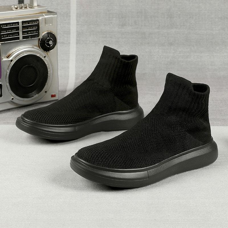 Damen Sockensneaker mit atmungsaktivem Strickdesign und rutschfester Sohle EB