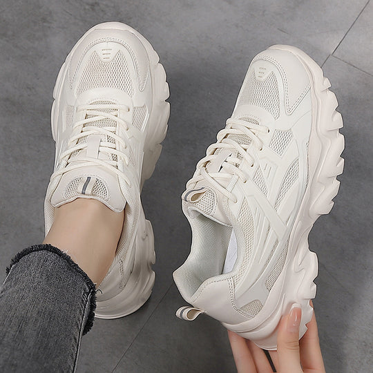 Damen Sportliche Sneakers mit atmungsaktivem Mesh-Obermaterial und stoßdämpfender Sohle EB