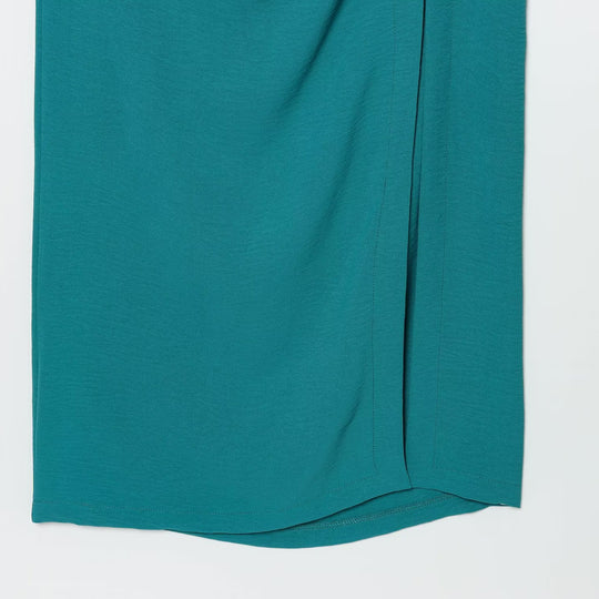 Damen Maxikleid mit elegantem Faltenwurf und asymmetrischem Saum EB
