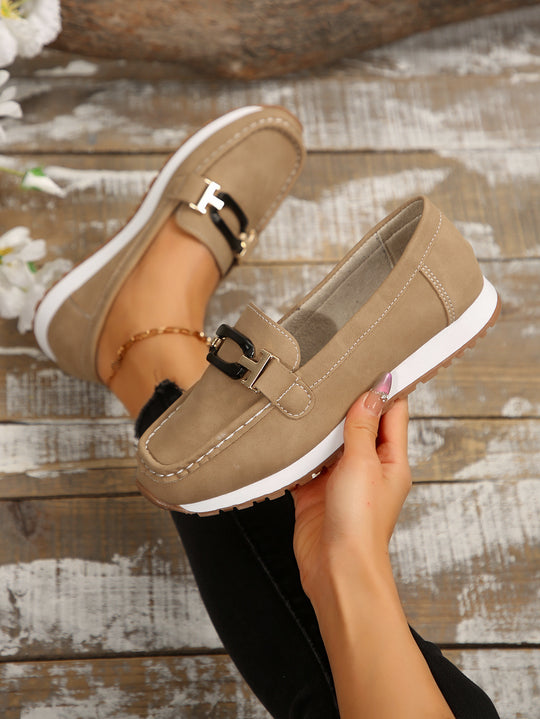 Damen Mokassins mit glamourosem Metall-Detail EB