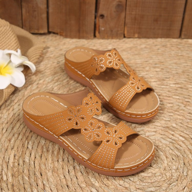 Damen Clogs mit floralen Ausschnitten und ergonomischem Fußbett EB