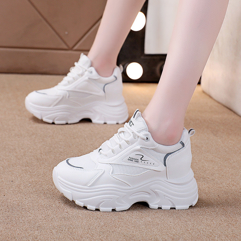 Damen Chunky Sneakers mit atmungsaktiver Mesh-Oberfläche und stabiler Dämpfung EB