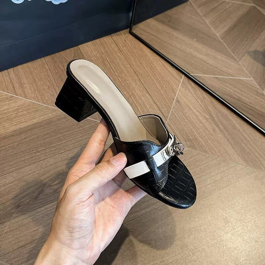 Damen elegante Clogs mit modischem Kettenakzent EB