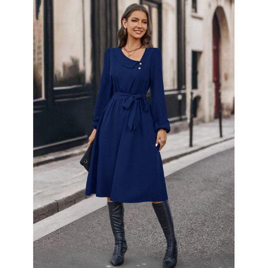 Damen Elegant geschnittenes Kleid mit Taillengürtel EB