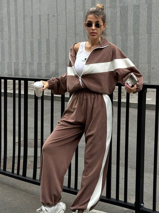 Damen sportliches Fleece-Set mit Reißverschluss und kontrastierenden Seiteneinsätzen EB