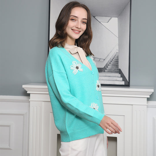 Damen Strickjacke mit floralem Motiv und eleganter Knopfleiste EB