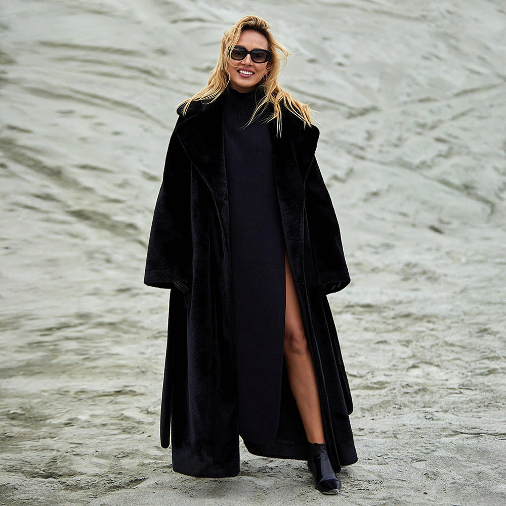 Damen Eleganter, gefütterter Wintermantel mit breitem Revers EB