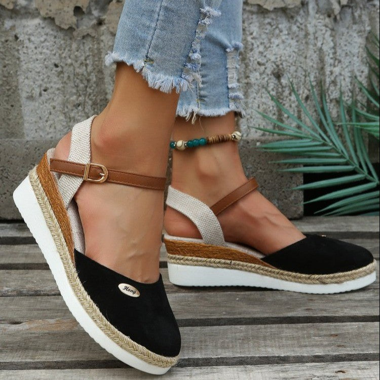 Damen Wedge-Sandalen mit geflochtenem Riemendesign und komfortablem Fußbett EB