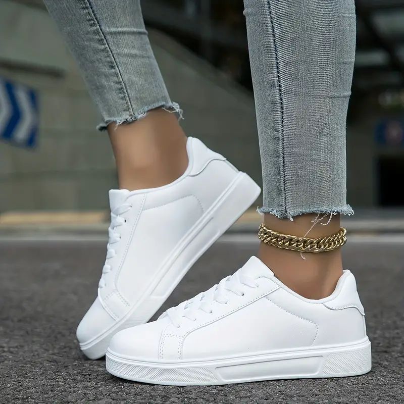 Damen Urbaner Sneaker mit modischem Kontrast-Heel und atmungsaktivem Obermaterial EB
