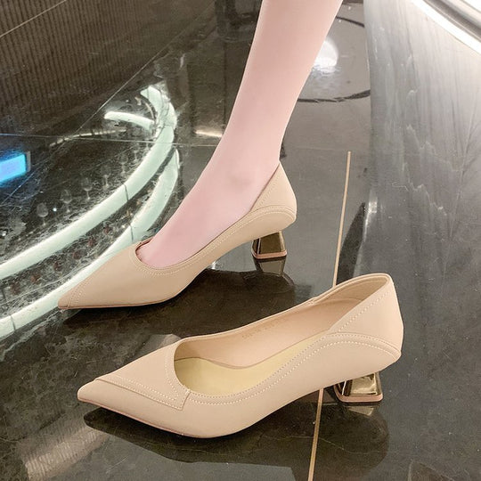 Damen elegante Pumps mit goldfarbenem Blockabsatz EB