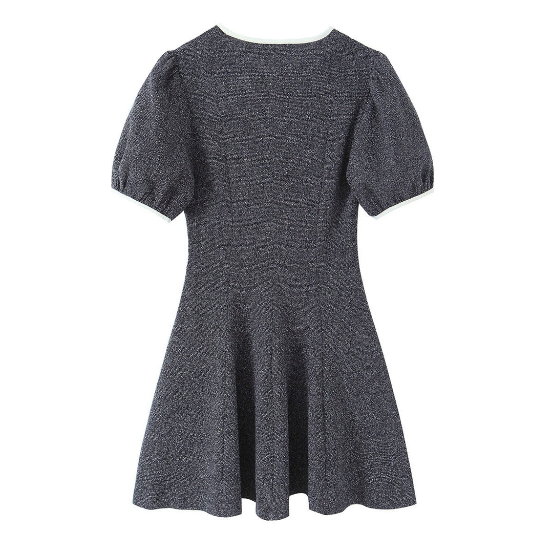 Damen Kurzarm Kleid mit eleganter Schleifenapplikation und V-Ausschnitt EB