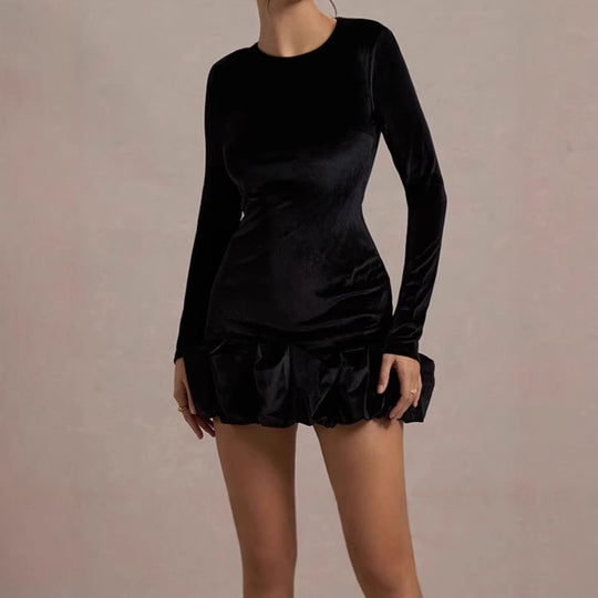 Damen Minikleid aus edlem Samt mit voluminösen Rüschendetails EB