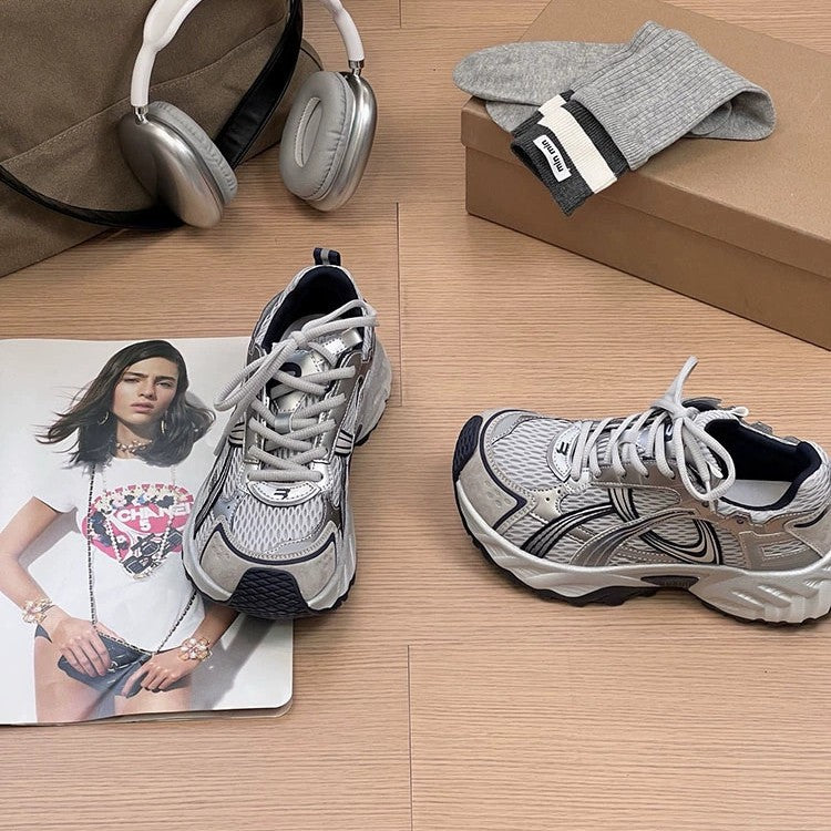 Damen Sportliche Sneakers mit atmungsaktiver Mesh-Oberfläche und robustem Profil EB