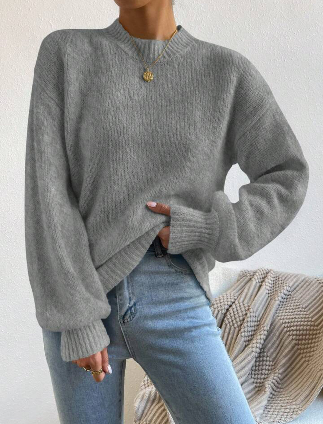 Damen Oversize Feinstrickpullover mit angedeutetem Mohair‑Effekt und verlängerten Rippbündchen EB