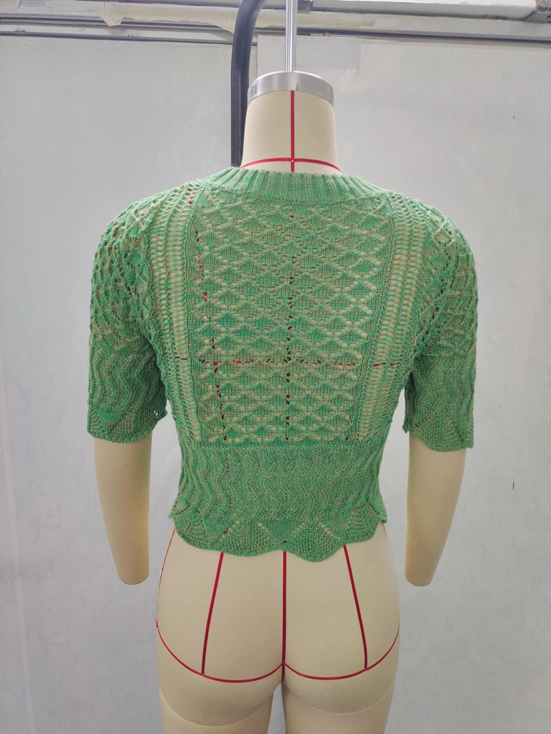 Damen Print Strickoberteil mit luftiger Netzstruktur und modischem Crop-Schnitt EB