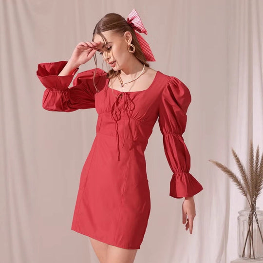 Damen Puffärmeliges Mini-Kleid mit eckigem Ausschnitt, Kordel-Bustier und Glockenärmeln EB