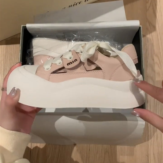 Damen Sneaker mit modischem Plateau und atmungsaktiver Konstruktion EB