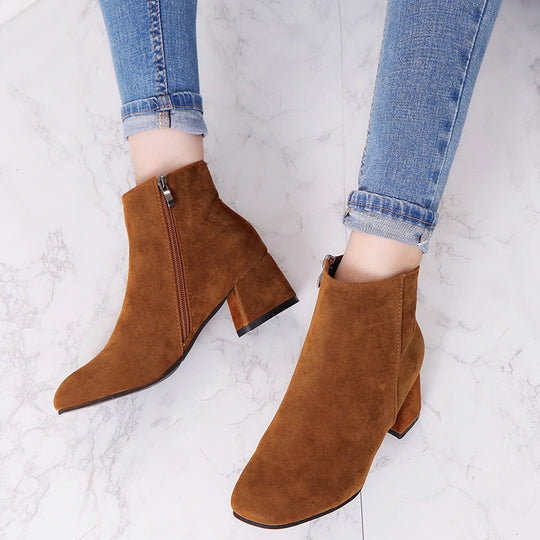 Damen Stiefeletten mit elegantem Reißverschluss und softem Obermaterial EB