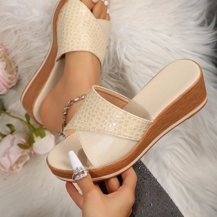 Damen Komfortable Wedgesandalen mit elegantem Obermaterial EB